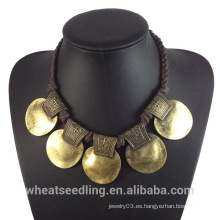 2015 nuevo producto local del diseño vendimia collar de ahogador de aleación de oro para las mujeres damas